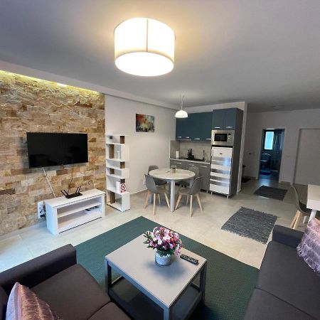 Castle Residence Apt. Zamorei Buşteni Exteriör bild
