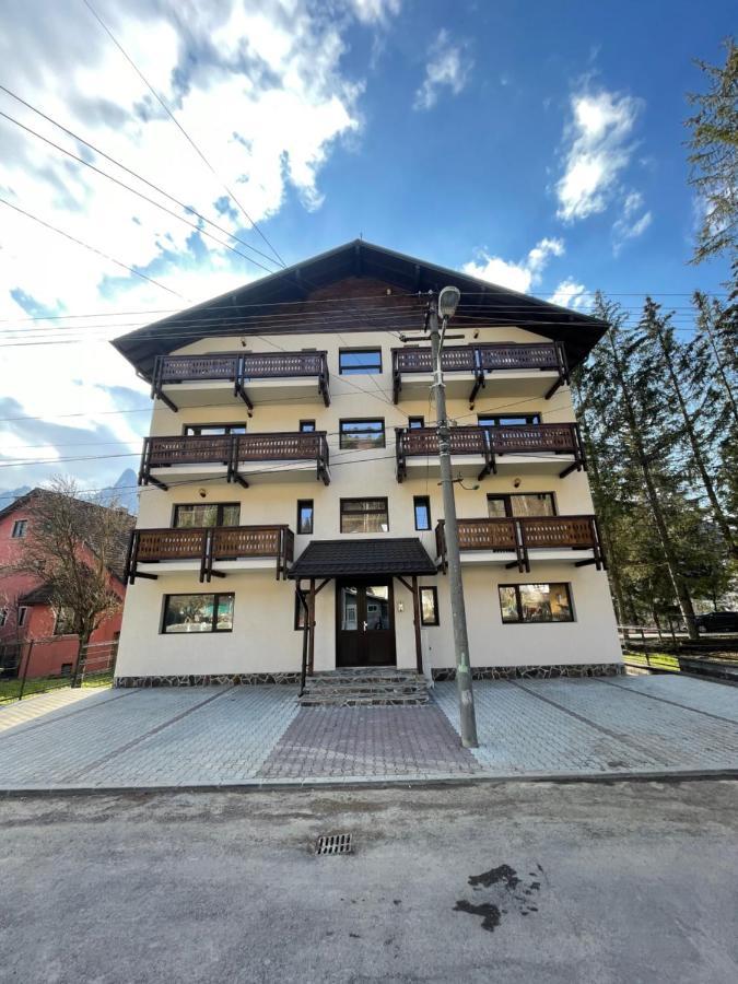 Castle Residence Apt. Zamorei Buşteni Exteriör bild