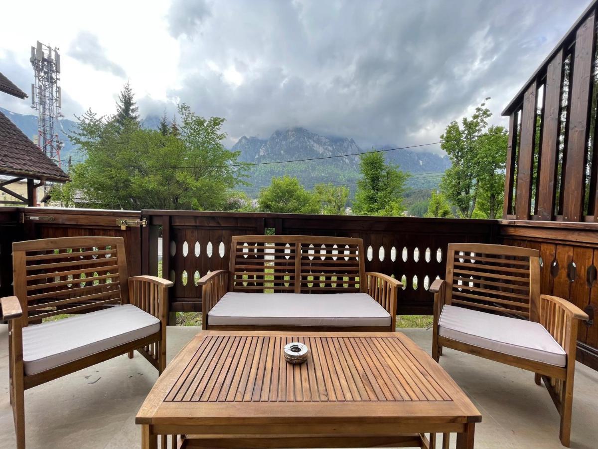 Castle Residence Apt. Zamorei Buşteni Exteriör bild