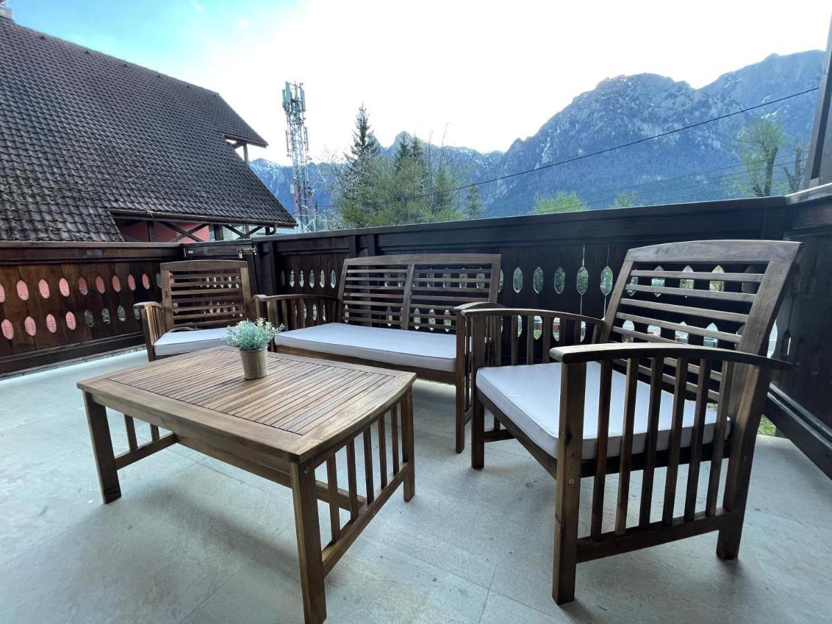Castle Residence Apt. Zamorei Buşteni Exteriör bild