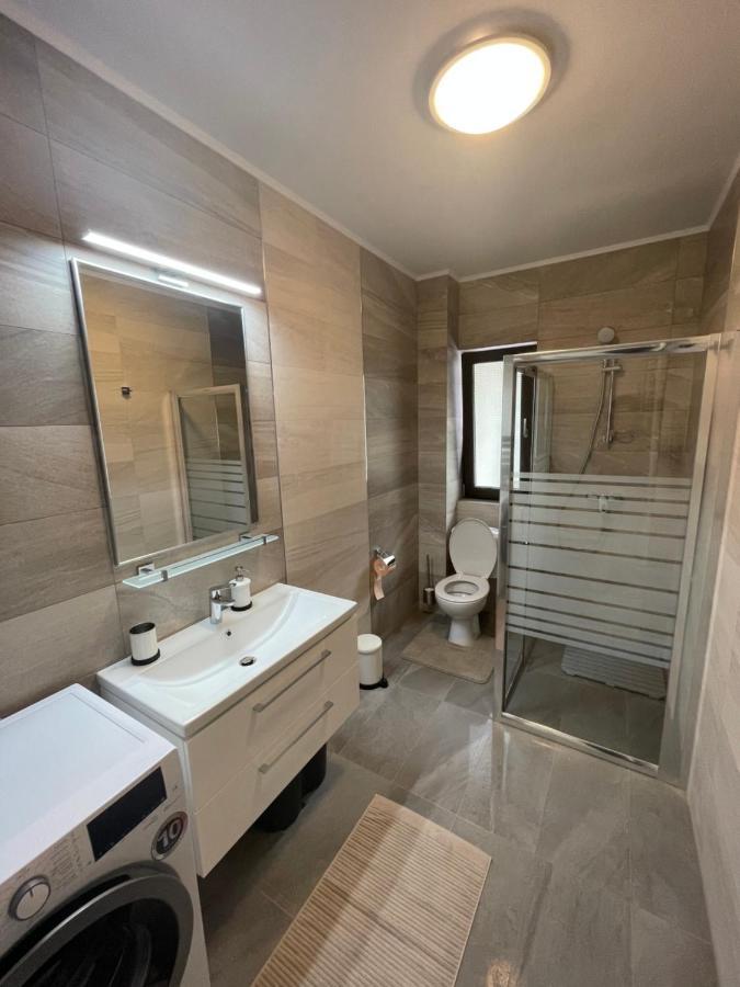 Castle Residence Apt. Zamorei Buşteni Exteriör bild