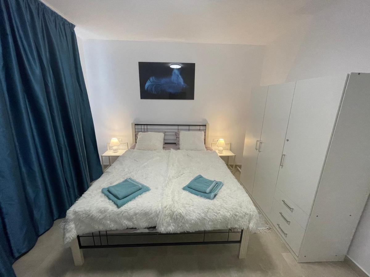 Castle Residence Apt. Zamorei Buşteni Exteriör bild