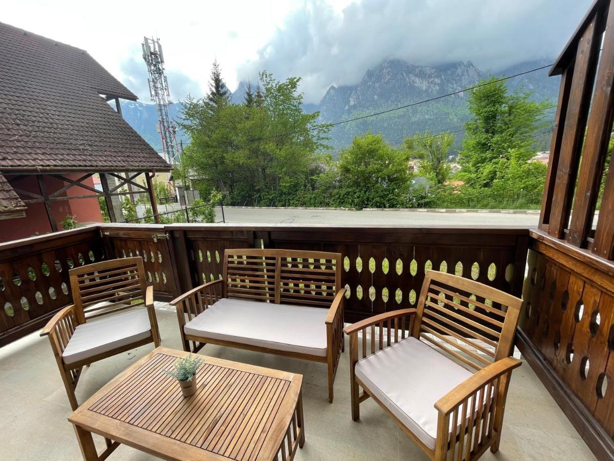 Castle Residence Apt. Zamorei Buşteni Exteriör bild